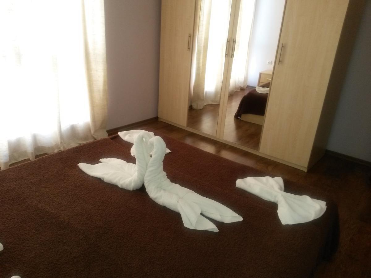 Hotel Black Sea - Breakfast, Pool & Free Parking 奥布佐尔 外观 照片