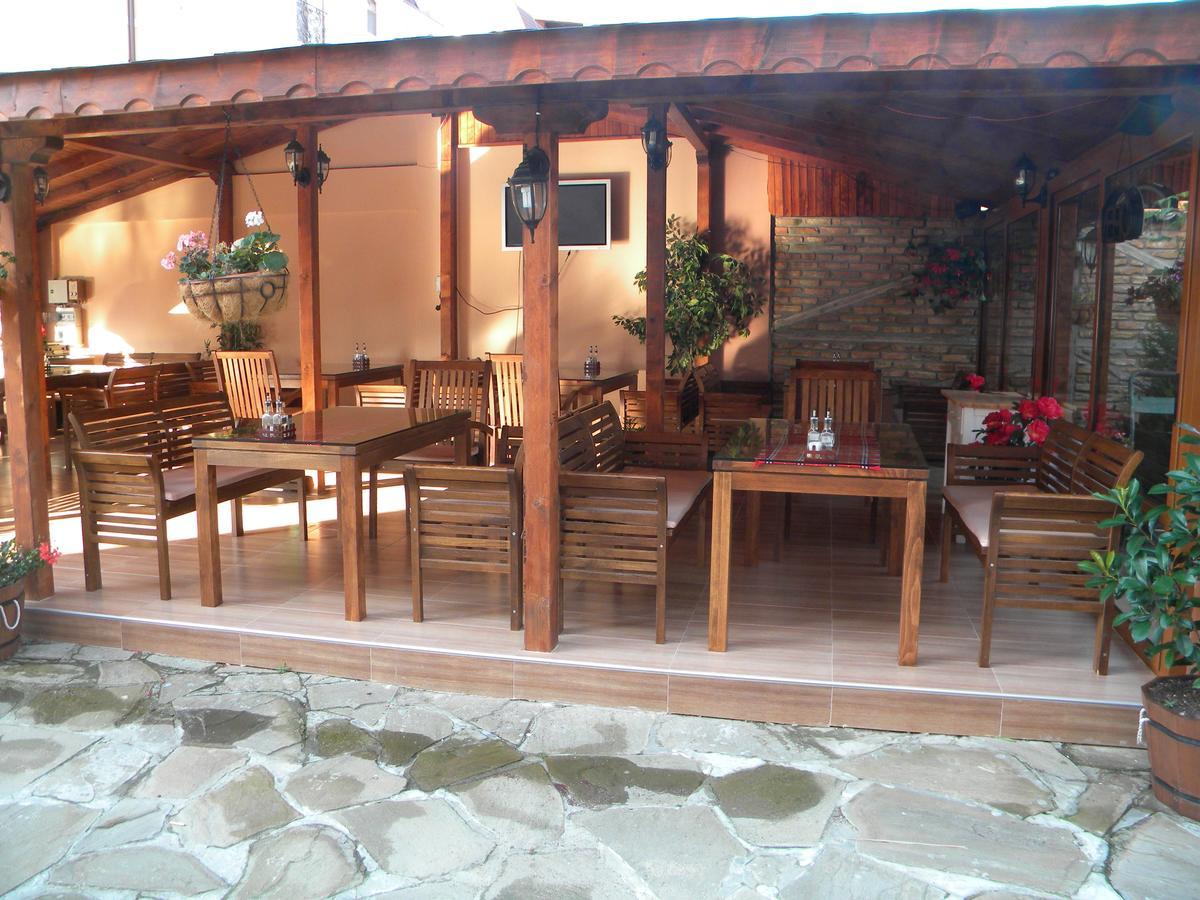 Hotel Black Sea - Breakfast, Pool & Free Parking 奥布佐尔 外观 照片