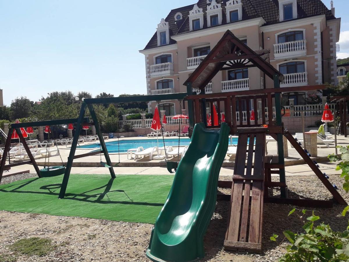 Hotel Black Sea - Breakfast, Pool & Free Parking 奥布佐尔 外观 照片